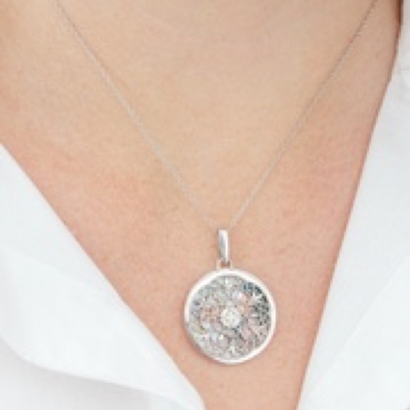 Sterling silver locket by With You Lockets - Picture 2 of 4